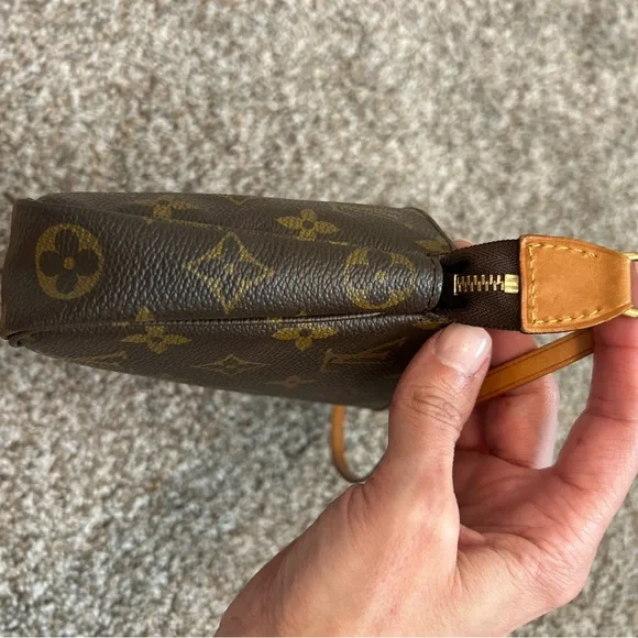 Authentic Louis Vuitton Pochette 
Code VI0070
Bought on Poshmark - Picture 8 of 11